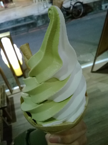 濃縮鮮乳的霜淇淋、創意激發新口味----白鬍子牛奶霜淇淋