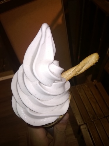 濃縮鮮乳的霜淇淋、創意激發新口味----白鬍子牛奶霜淇淋