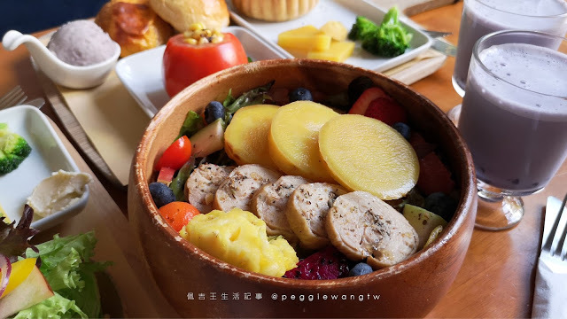 台南中西區︱一緒二咖啡民居：是老宅咖啡廳也是洋房民宿 必吃精緻豐盛早午餐(菜單) 台南美食 台南特色民宿