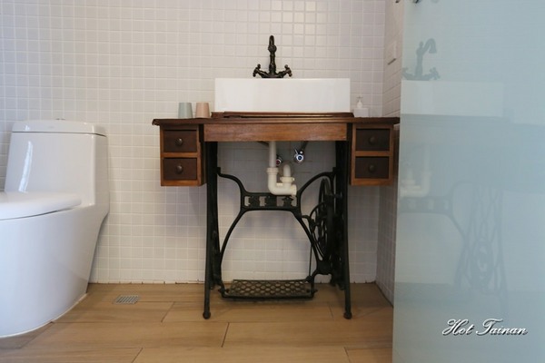 一緒二咖啡：【台南美食】是民宿也是咖啡館！城市中的休憩好去處：一緒二咖啡 Cafe Isshoni