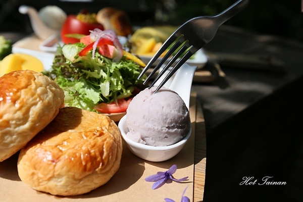 一緒二咖啡：【台南美食】是民宿也是咖啡館！城市中的休憩好去處：一緒二咖啡 Cafe Isshoni