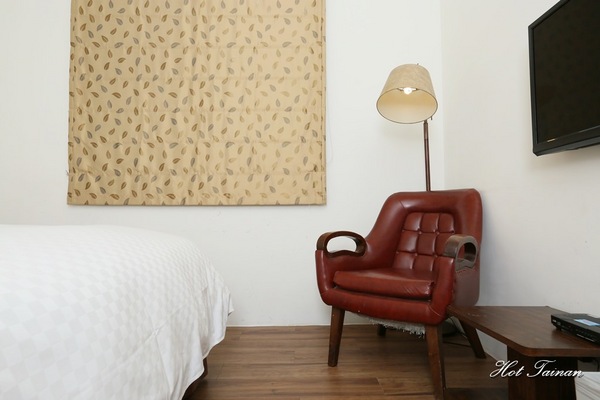 一緒二咖啡：【台南美食】是民宿也是咖啡館！城市中的休憩好去處：一緒二咖啡 Cafe Isshoni