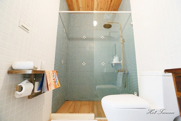 一緒二咖啡：【台南美食】是民宿也是咖啡館！城市中的休憩好去處：一緒二咖啡 Cafe Isshoni