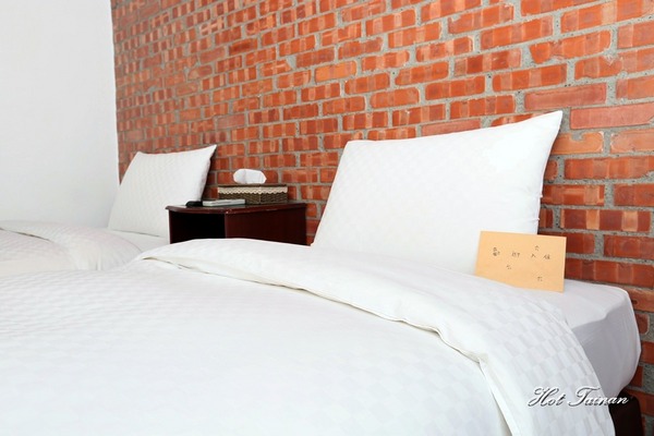 一緒二咖啡：【台南美食】是民宿也是咖啡館！城市中的休憩好去處：一緒二咖啡 Cafe Isshoni