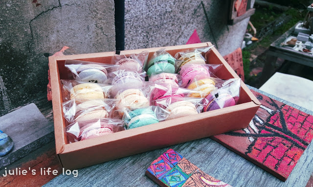 Food｜台南中西區｜拾參馬卡龍－府城伴手禮新選擇，減糖義式馬卡龍，甜美可愛無負擔