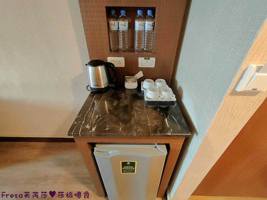 彰化飯店【康橋商旅】舒適敞亮家庭房型.午茶點心豐盛早餐ＣＰ值高│樓下逛菜市場超熱鬧│員林火車站│彰化員林飯店 - Fresa芙芮莎♥莎旅憶食