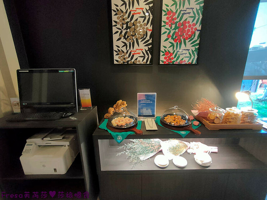 彰化飯店【康橋商旅】舒適敞亮家庭房型.午茶點心豐盛早餐ＣＰ值高│樓下逛菜市場超熱鬧│員林火車站│彰化員林