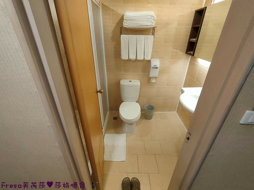 彰化飯店【康橋商旅】舒適敞亮家庭房型.午茶點心豐盛早餐ＣＰ值高│樓下逛菜市場超熱鬧│員林火車站│彰化員林飯店 - Fresa芙芮莎♥莎旅憶食