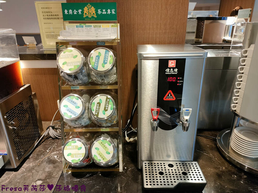 彰化飯店【康橋商旅】舒適敞亮家庭房型.午茶點心豐盛早餐ＣＰ值高│樓下逛菜市場超熱鬧│員林火車站│彰化員林飯店 - Fresa芙芮莎♥莎旅憶食