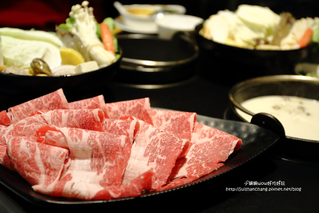 【食║三重】竹間精緻鍋物~三重火鍋。主打平價海鮮!口味獨到的特有湯頭,值得一訪再訪!