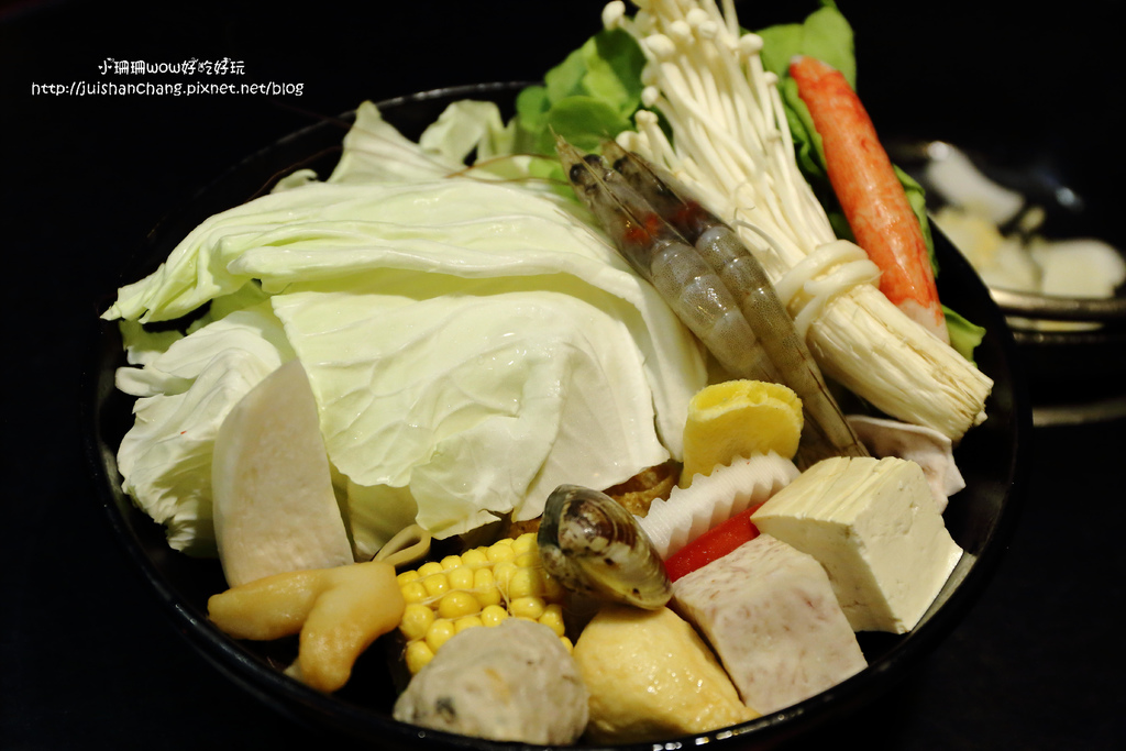 【食║三重】竹間精緻鍋物~三重火鍋。主打平價海鮮!口味獨到的特有湯頭,值得一訪再訪!