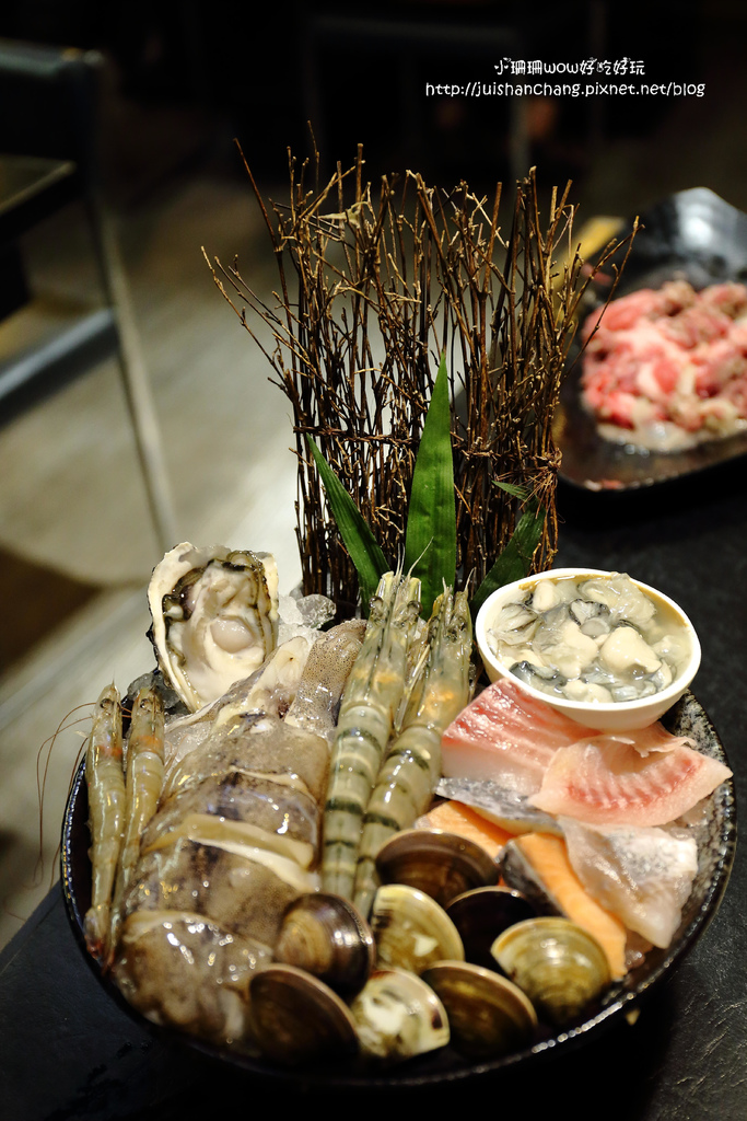 【食║三重】竹間精緻鍋物~三重火鍋。主打平價海鮮!口味獨到的特有湯頭,值得一訪再訪!