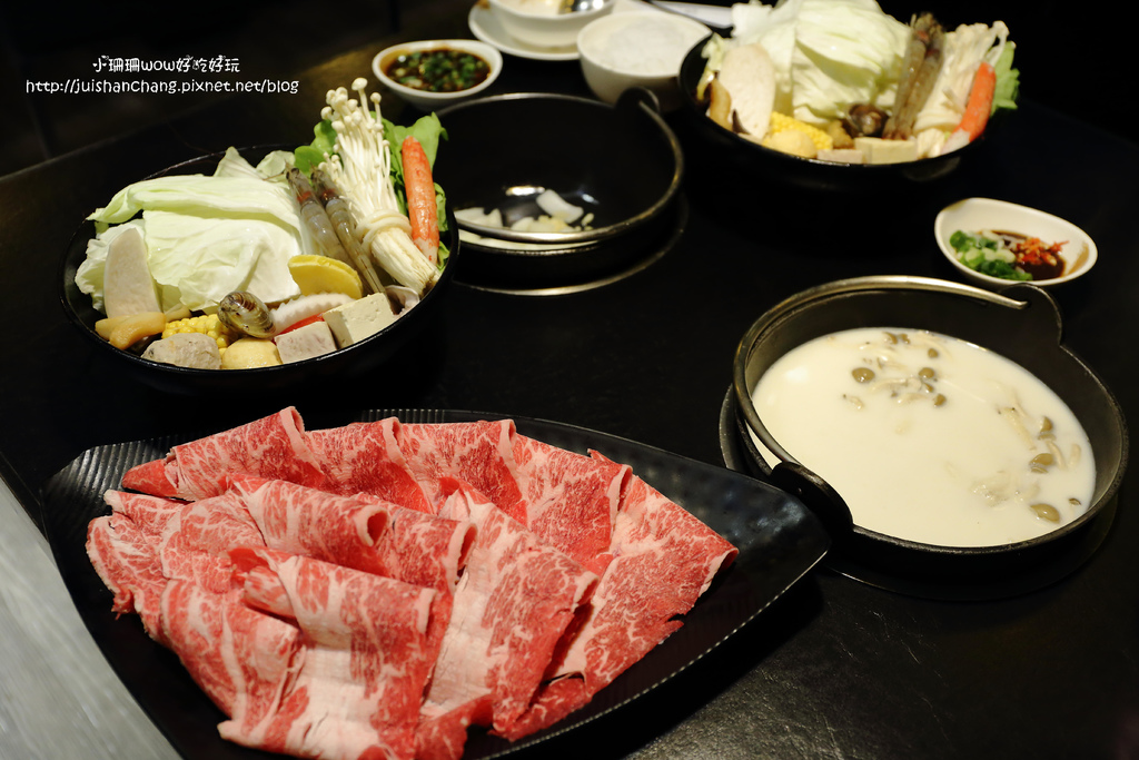 【食║三重】竹間精緻鍋物~三重火鍋。主打平價海鮮!口味獨到的特有湯頭,值得一訪再訪!