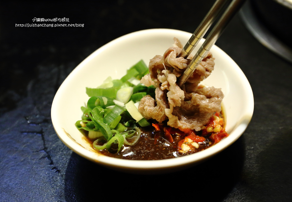 【食║三重】竹間精緻鍋物~三重火鍋。主打平價海鮮!口味獨到的特有湯頭,值得一訪再訪!