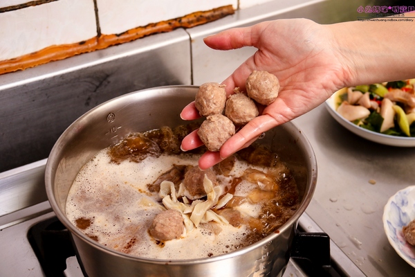 土羊哥羊肉爐:【宅配美食】☼土羊哥羊肉爐☼湯鮮味美,羊肉大塊骨頭少,羊肉丸彈牙好吃!♥♥