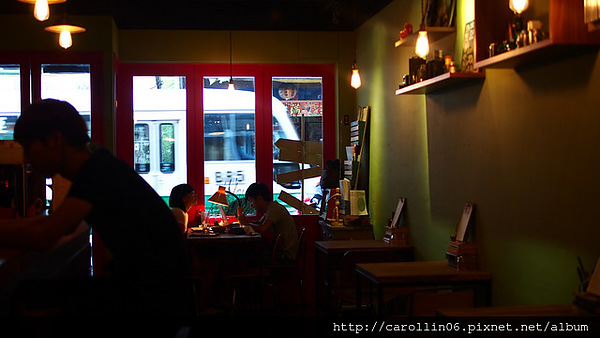 老薑咖啡(Old Ginger Cafe & Vintage)：【飲記】《老薑咖啡 Old Ginger Cafe & Vintage 》政大周遭新開幕！