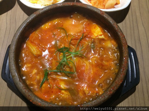 東區美食之韓式料理、市民大道韓式泡菜豆腐鍋－巷弄美味《九尾韓國豆腐煲》