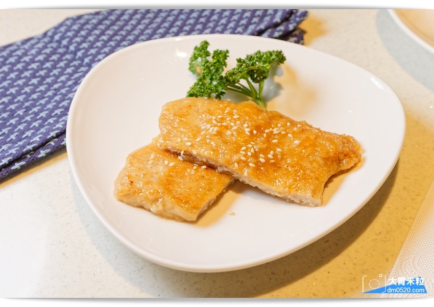 台北京華城美食,良食究好市集餐廳,超好吃的究好豬黃金豬排,戰斧豬排,還可參加究好豬50嚴究美食地圖,兌換千元福袋, - 大胃米粒 DAVID & MILLY