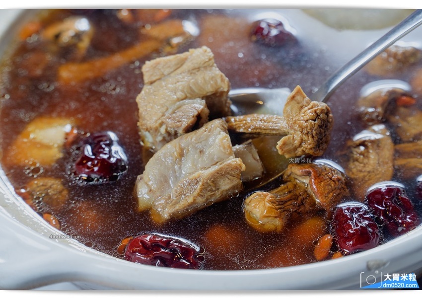 台北長輩最愛人氣台菜餐廳！滿穗台菜,2020吉祥年菜外帶禮盒3800元,5人份8道菜超值推薦,限量300組～早鳥預購再贈純干貝醬！台北年菜外帶推薦2020, - 大胃米粒 DAVID & MI