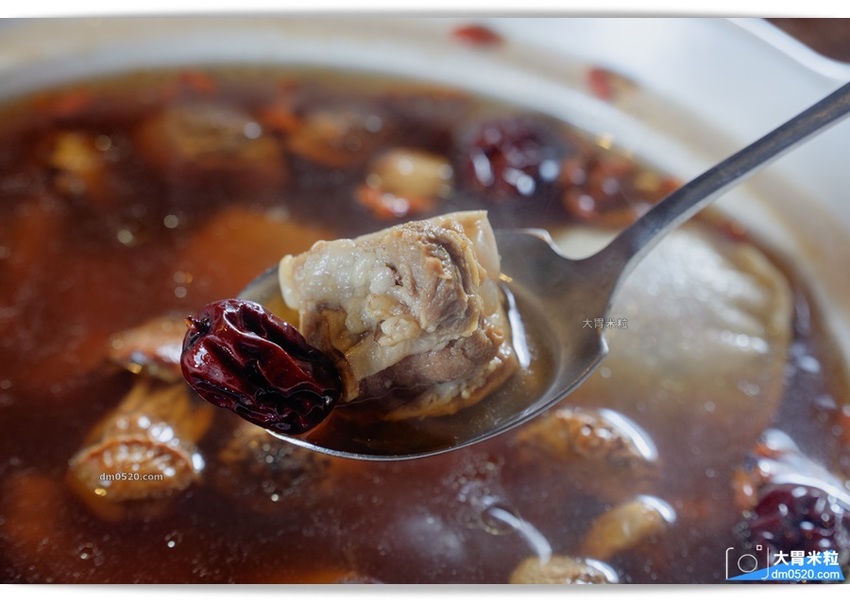 台北長輩最愛人氣台菜餐廳！滿穗台菜,2020吉祥年菜外帶禮盒3800元,5人份8道菜超值推薦,限量300組～早鳥預購再贈純干貝醬！台北年菜外帶推薦2020, - 大胃米粒 DAVID & MI