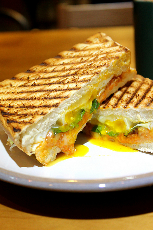 好初早餐二店～混蛋厚押餅！吃就吃別罵人啊～