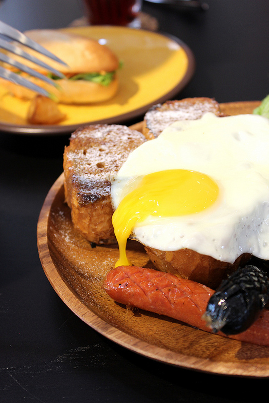 好初早餐二店～混蛋厚押餅！吃就吃別罵人啊～