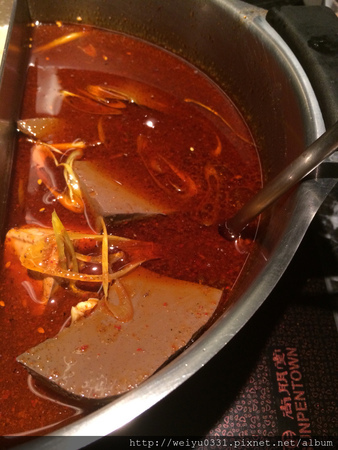 捷運松江南京美食、中山區四平商圈好吃－《辛殿麻辣火鍋》暖冬吃到飽！