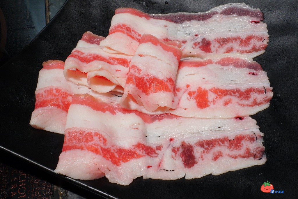 台北辛殿麻辣鍋吃到飽推薦