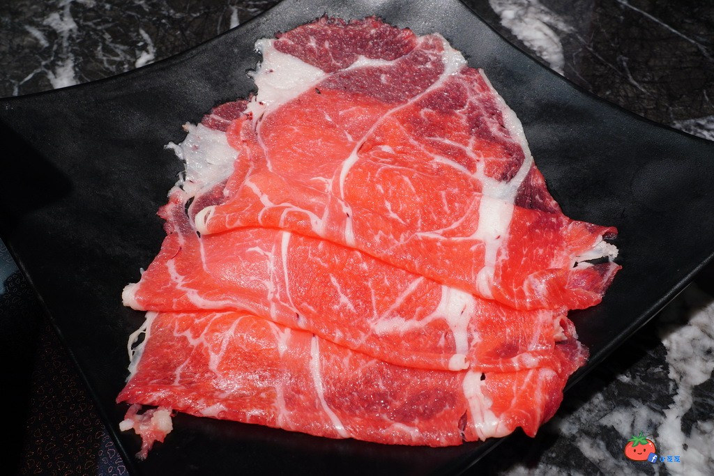 台北辛殿麻辣鍋吃到飽推薦