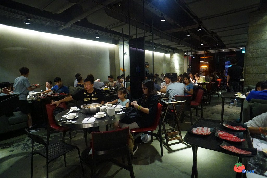 台北辛殿麻辣鍋吃到飽推薦