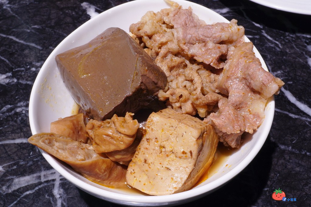 台北辛殿麻辣鍋吃到飽推薦