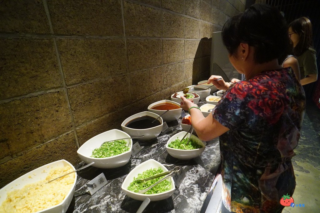 台北辛殿麻辣鍋吃到飽推薦