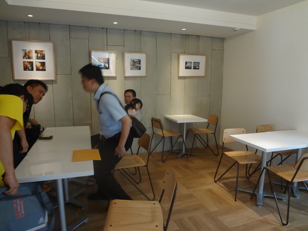 巴蕾麵包：1020717[官本金文愛台灣]巴蕾麵包好吃猶如站在青青草原中的無敵老K