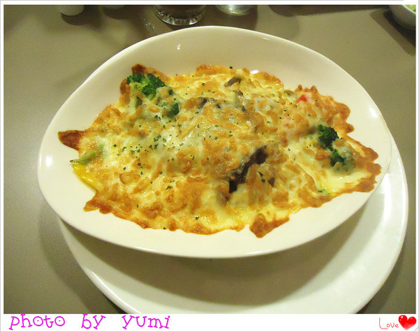 Midtown Cafe:【高雄食記】平價又美味♥飲料無限續杯 麵包貝果吃到飽@Midtown Bagel Cafe Midtown Cafe:【高雄食記】平價又美味♥飲料無限續杯 麵包貝果吃到飽@Midtown Bagel Cafe