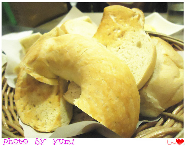 Midtown Cafe:【高雄食記】平價又美味♥飲料無限續杯 麵包貝果吃到飽@Midtown Bagel Cafe Midtown Cafe:【高雄食記】平價又美味♥飲料無限續杯 麵包貝果吃到飽@Midtown Bagel Cafe