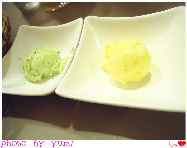 Midtown Cafe:【高雄食記】平價又美味♥飲料無限續杯 麵包貝果吃到飽@Midtown Bagel Cafe Midtown Cafe:【高雄食記】平價又美味♥飲料無限續杯 麵包貝果吃到飽@Midtown Bagel Cafe