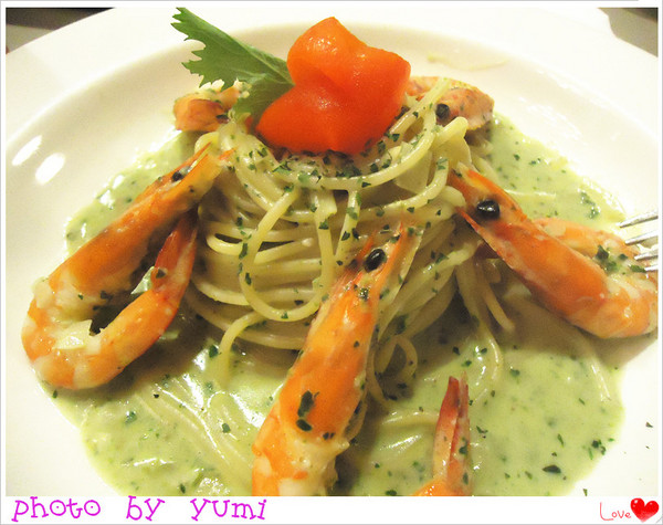 Midtown Cafe:【高雄食記】平價又美味♥飲料無限續杯 麵包貝果吃到飽@Midtown Bagel Cafe Midtown Cafe:【高雄食記】平價又美味♥飲料無限續杯 麵包貝果吃到飽@Midtown Bagel Cafe