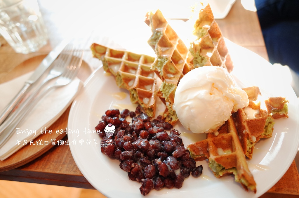 16-11-24-11-35-01-390_deco.jpg 16-11-24-11-35-01-390_deco.jpg