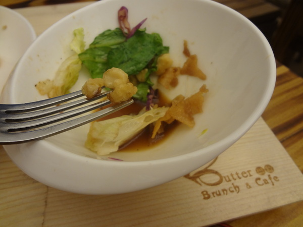 Butter巴特早午餐：1021031[官本金文愛台灣口碑券第12彈]幸運繽紛彩蛋Butter巴特早午餐彷彿在復古英式鄉村中享食彩色蛋餅及美味的海鮮總匯軟法堡