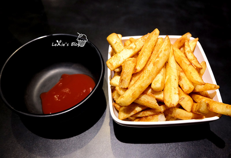 小惡魔39.jpg 小惡魔39.jpg