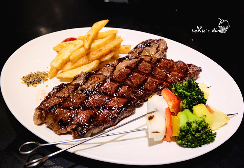 小惡魔34.jpg 小惡魔34.jpg