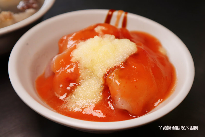 新竹肉圓推薦!鷹王肉圓,內行人一定要吃肉圓配香腸!新竹香山必吃美食