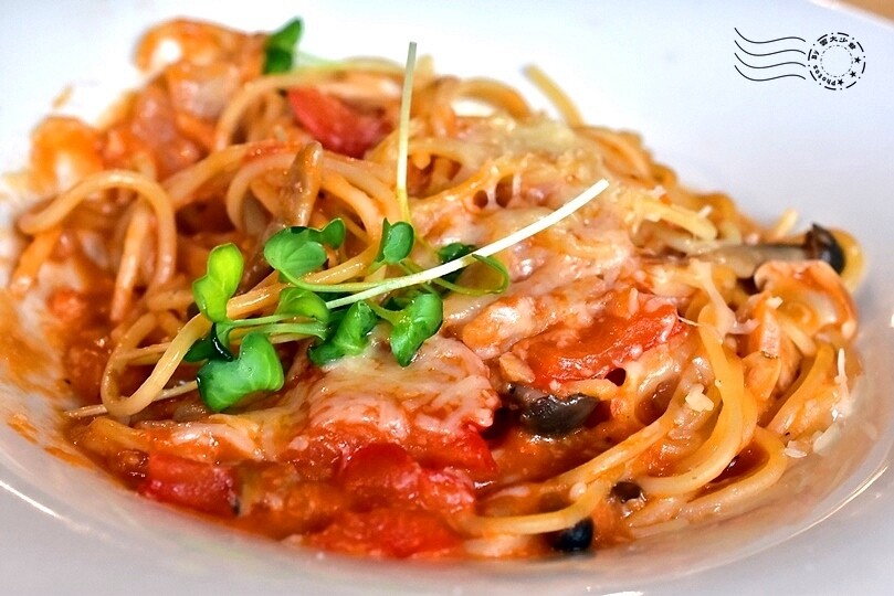 台北市大安區台北：台大【Just Italian義饗食堂】晶華五星飯店義式料理，沙拉、飲料、湯品吃到飽！(捷運公館站美食)