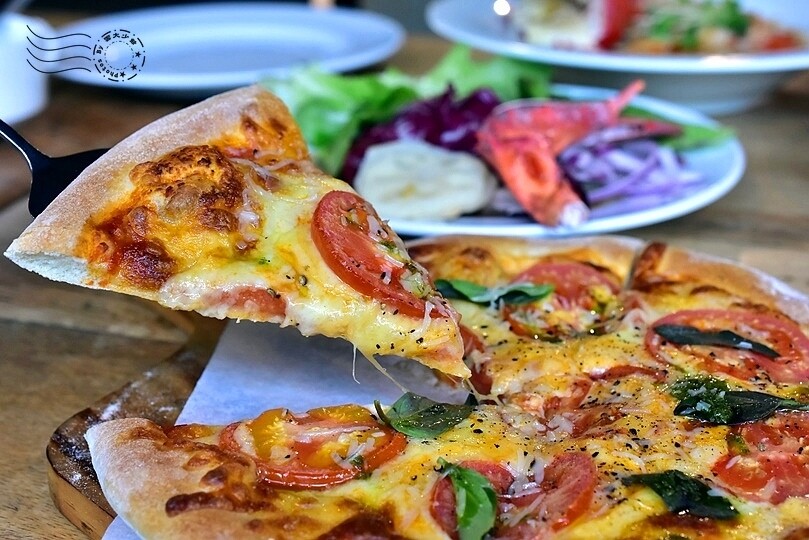 台北市大安區台北：台大【Just Italian義饗食堂】晶華五星飯店義式料理，沙拉、飲料、湯品吃到飽！(捷運公館站美食)