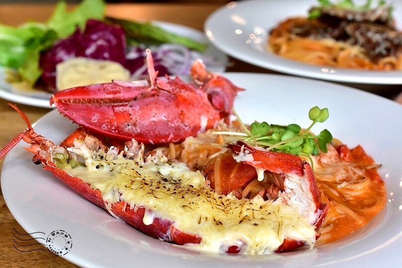 台北市大安區台北：台大【Just Italian義饗食堂】晶華五星飯店義式料理，沙拉、飲料、湯品吃到飽！(捷運公館站美食)