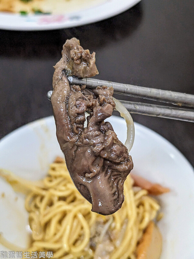 【南投食記】正義小吃部 - 水里50年老店，什錦炒麵有滿滿配