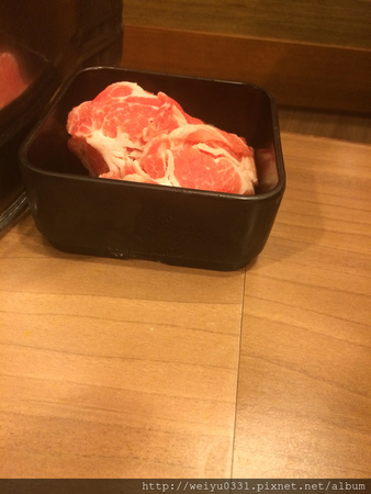 寧夏夜市美食、捷運雙連站巷弄火鍋－超人氣《石神石頭火鍋》爆香才好吃！