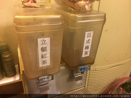 寧夏夜市美食、捷運雙連站巷弄火鍋－超人氣《石神石頭火鍋》爆香才好吃！