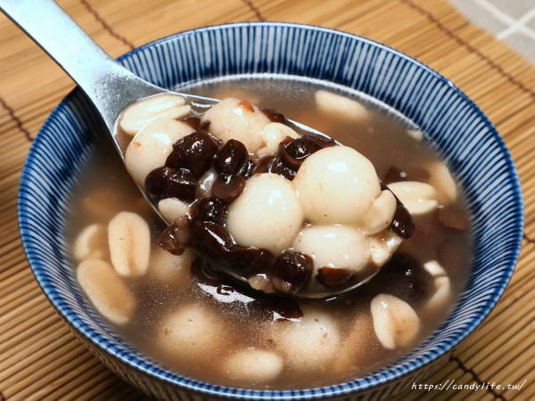 湯圓之家：台中美食│樂群湯圓之家〃台中在地人激推的手工湯圓，天天大爆滿，只有賣晚上！