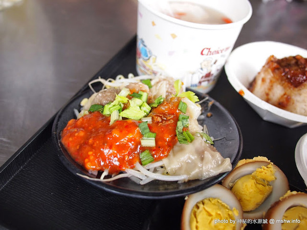 阿財米糕店：【食記】台中財伯阿財米糕店@清水 : 清水四大米糕之一, 米粒飽滿偏油但夠味